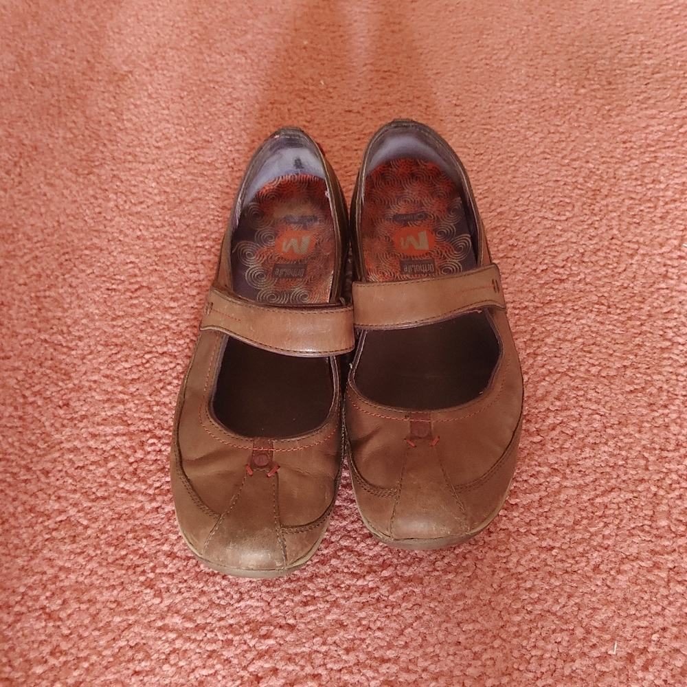 Merrell flats size 7.50